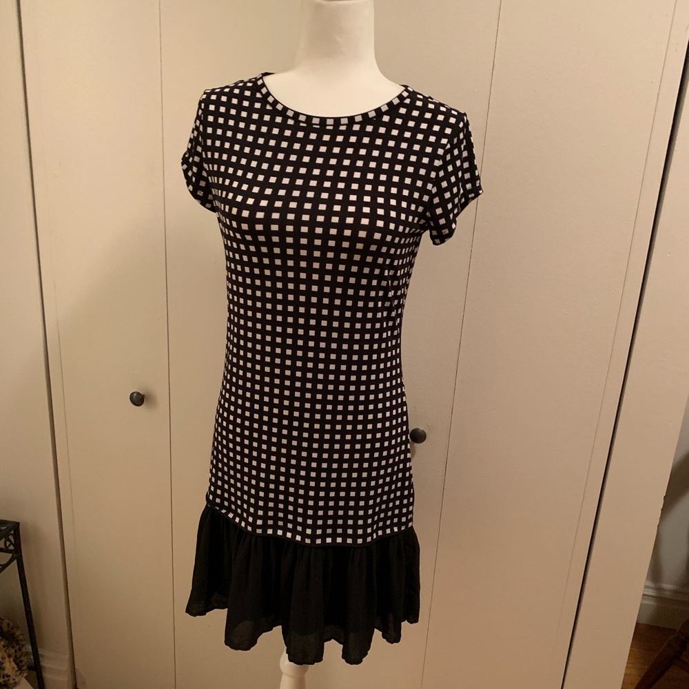 Short Sleeved Michael Michael Kors Dress (XS)